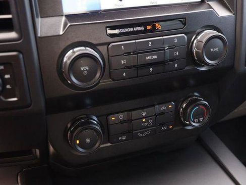 Used 2019 Ford F150 XL w/ Equipment Group 101A Mid AWD/4WD image 16