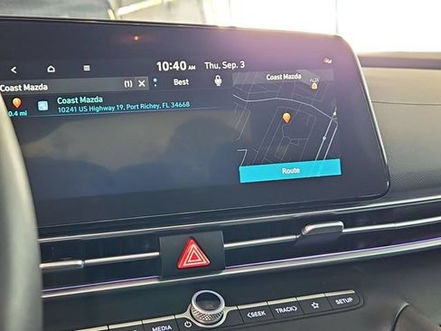 Used 2024 Hyundai Elantra SEL w/ Convenience Package FWD image 18