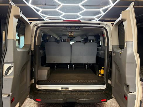 Used 2015 Ford Transit 350 XLT image 4