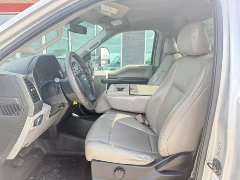 Used 2019 Ford F250 XL image 22