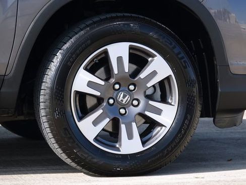 Used 2018 Honda Ridgeline RTL-E image 40