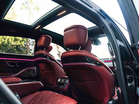 Used 2023 Mercedes-Benz S 500 4MATIC image 40