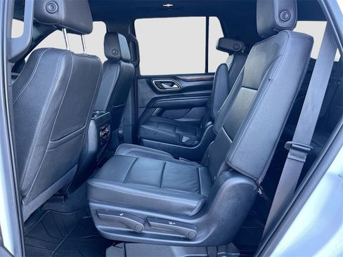 Used 2022 Chevrolet Tahoe Z71 w/ Luxury Package image 26