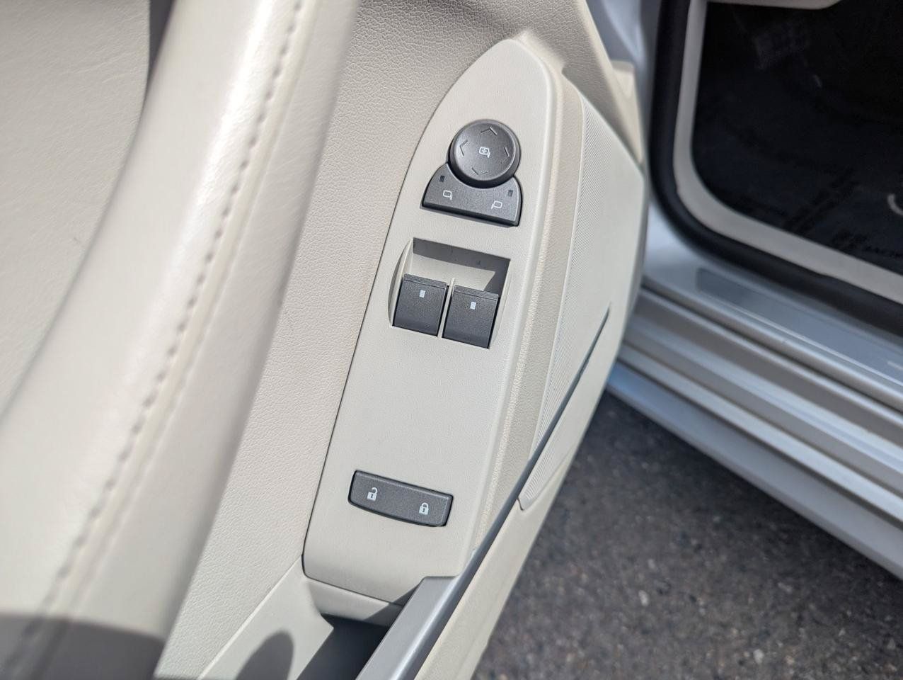 Used 2011 Cadillac CTS Performance RWD image 10