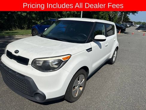 Used 2015 Kia Soul FWD image 4