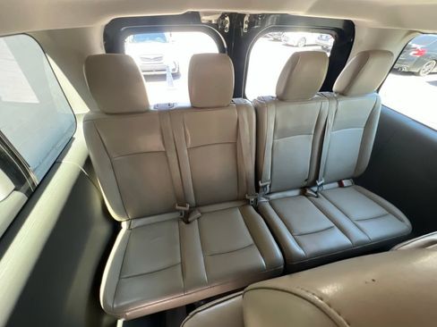 Used 2016 Nissan NV 3500 SL RWD image 26