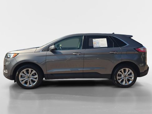 Used 2023 Ford Edge Titanium AWD/4WD image 6