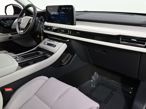 New 2026 Lincoln Aviator Reserve image 15