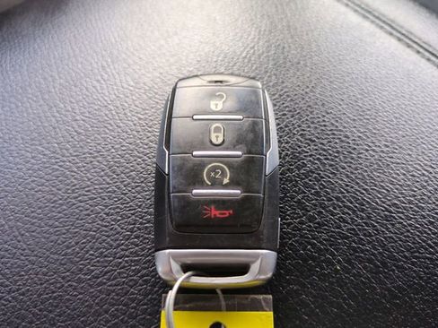 Used 2019 RAM 1500 Big Horn AWD/4WD image 28