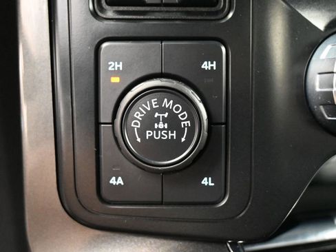 Used 2023 Ford F150 Lariat w/ Equipment Group 502A High image 18