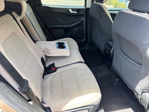 Certified 2021 Ford Escape SE w/ Convenience Package AWD/4WD image 19