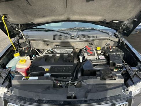 Used 2014 Jeep Compass Latitude w/ Sun/Sound Group image 17