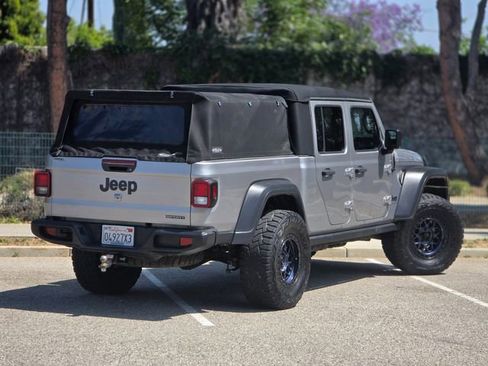 Used 2020 Jeep Gladiator Sport w/ Quick Order Package 24S AWD/4WD image 12