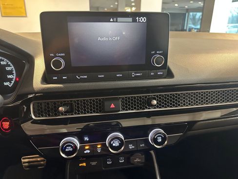 Used 2025 Honda Civic Sport image 18