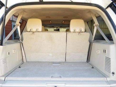Used 2012 Ford Expedition EL XLT image 37