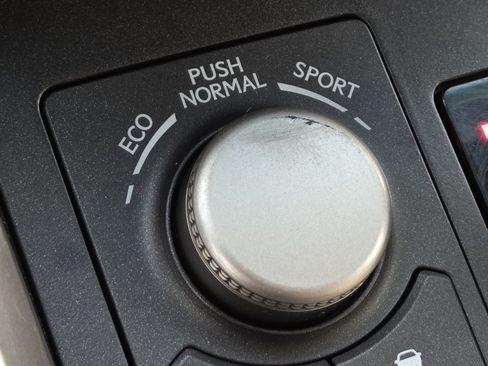 Used 2016 Lexus NX 200t FWD image 8