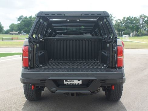 Used 2025 Toyota Tacoma 4x4 Double Cab Hybrid w/ Tow Tech Package image 18