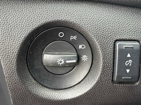 Used 2016 Ford Fiesta SE image 24