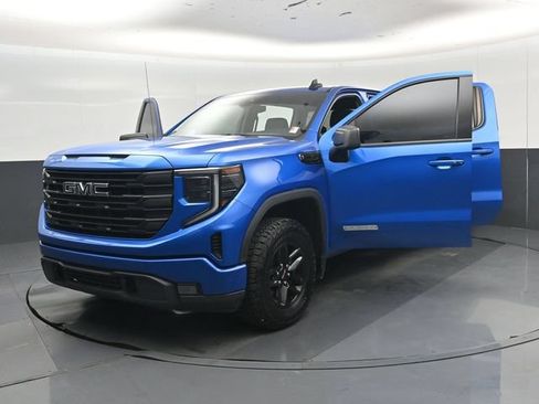 Used 2023 GMC Sierra 1500 Elevation w/ LPO, Elevation Black Package AWD/4WD image 60