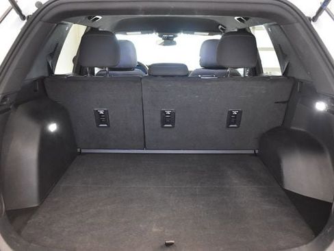 Used 2025 Chevrolet Equinox LT AWD/4WD image 16