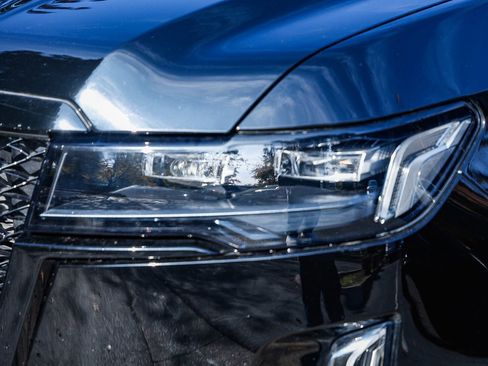 Used 2022 Cadillac Escalade ESV Sport image 7