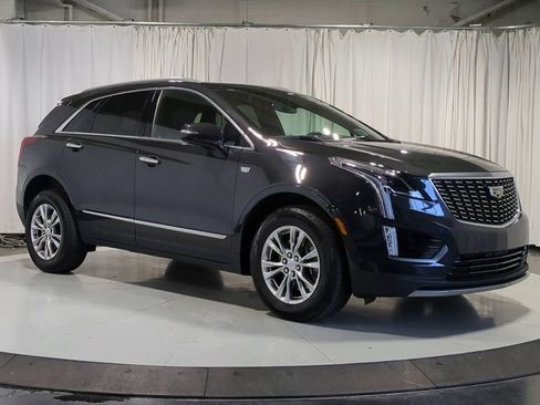 Used 2020 Cadillac XT5 Premium Luxury w/ LPO, Floor Liner Package image 3