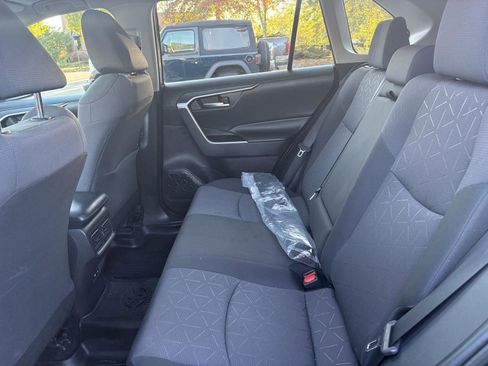 Used 2024 Toyota RAV4 XLE image 23