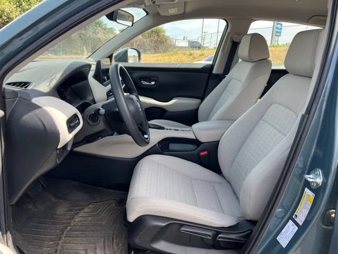 Used 2024 Honda HR-V LX image 12