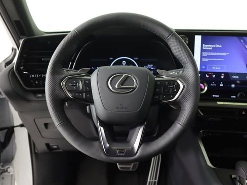 New 2026 Lexus TX 500h AWD image 22