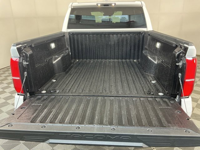 Used 2024 Toyota Tacoma TRD Off-Road AWD/4WD image 11