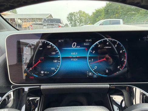 Used 2021 Mercedes-Benz GLA 250 4MATIC image 30