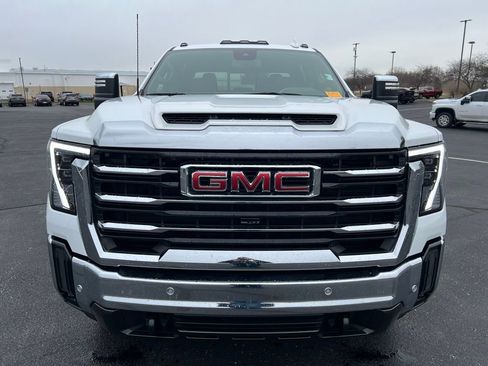 Used 2025 GMC Sierra 2500 SLT w/ SLT Convenience Package image 6