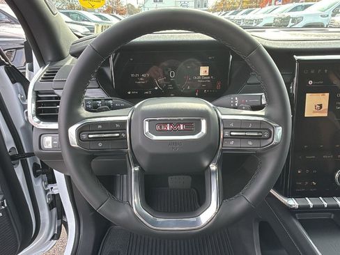 New 2026 GMC Acadia Elevation image 17