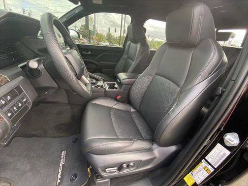 Certified 2024 Toyota Tacoma Limited w/ Limited Package (LT) AWD/4WD image 11