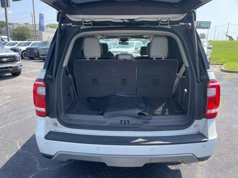 Used 2020 Ford Expedition XLT w/ Equipment Group 202A RWD image 10