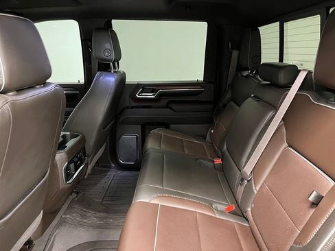Used 2024 GMC Sierra 3500 Denali w/ Denali Reserve Package AWD/4WD image 42