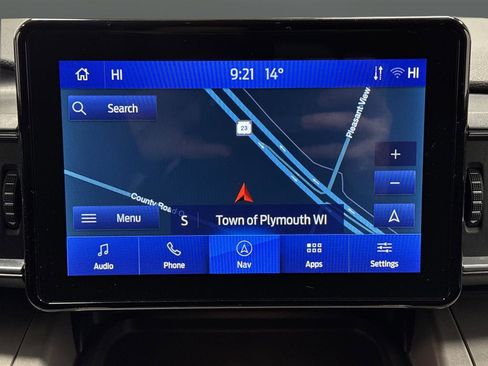 Used 2023 Ford Explorer XLT image 10