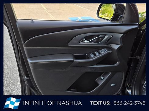 Used 2019 Chevrolet Traverse Premier w/ Redline Edition AWD/4WD image 9