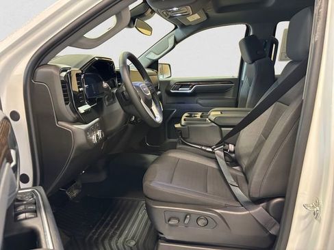 New 2026 GMC Sierra 1500 Elevation image 10