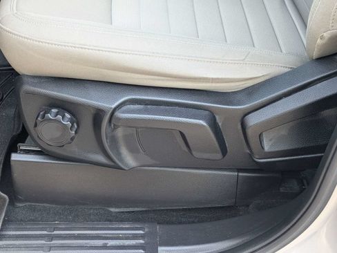 Used 2019 Ford Ranger XLT w/ Equipment Group 301A Mid RWD image 21