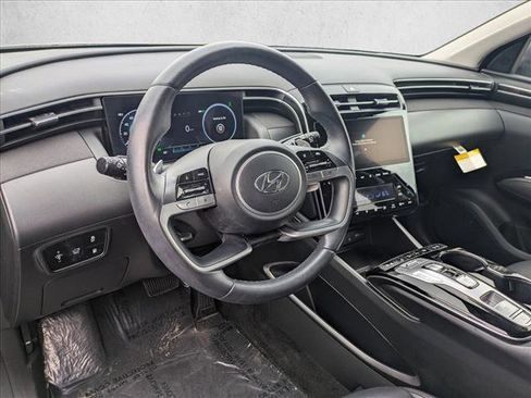 Certified 2024 Hyundai Tucson Limited image 11