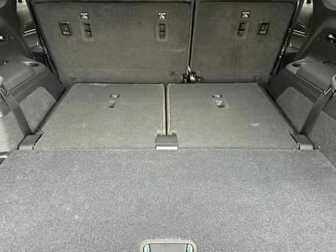 New 2026 Cadillac Vistiq Premium Luxury w/ LPO, Floor Liner Package AWD/4WD image 16