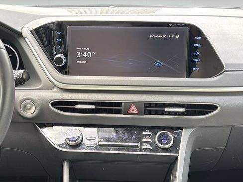 Used 2023 Hyundai Sonata SEL w/ Convenience Package FWD image 19