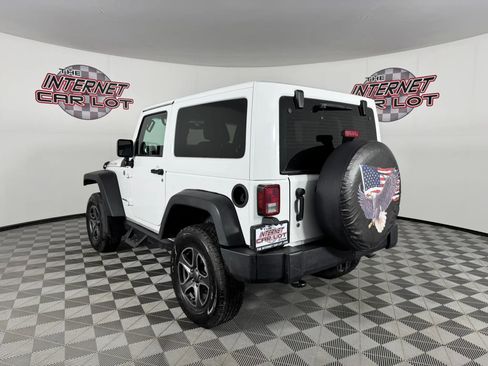Used 2013 Jeep Wrangler Rubicon w/ PWR Convenience Group AWD/4WD image 5