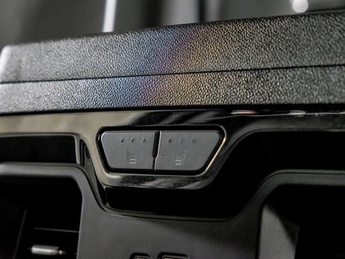 Used 2024 GMC Sierra 2500 AT4X image 31