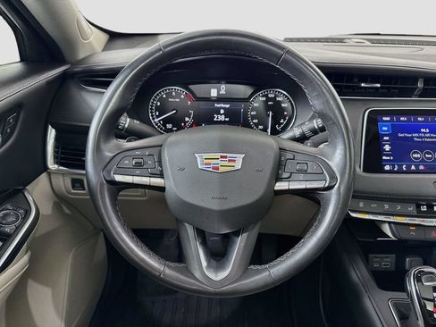 Certified 2023 Cadillac XT4 Premium Luxury FWD image 11