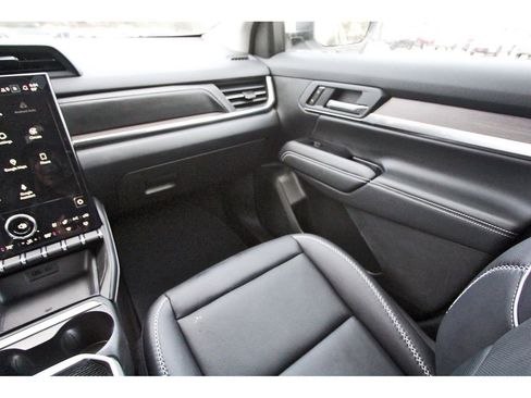 Used 2026 GMC Terrain Denali image 13