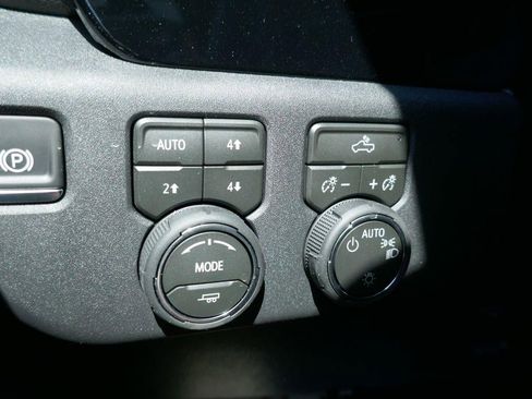 New 2026 Chevrolet Silverado 1500 LT AWD/4WD image 21