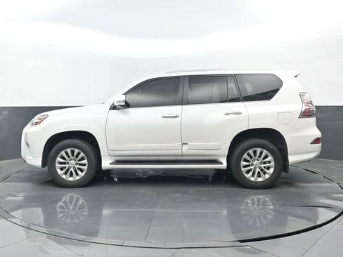 Used 2018 Lexus GX 460 Premium w/ Premium Package image 7