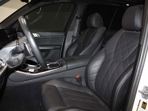 Certified 2024 BMW X5 xDrive50e w/ M Sport Package image 14